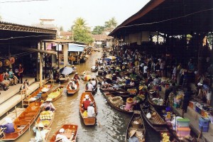 Плавучий рынок Damnoen Saduak